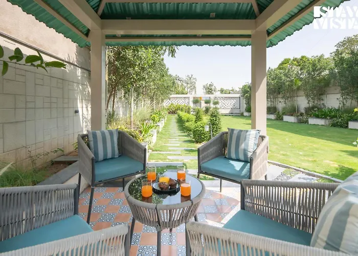 Stayvista At Palm Tree Breeze With Pool, Bonfire
